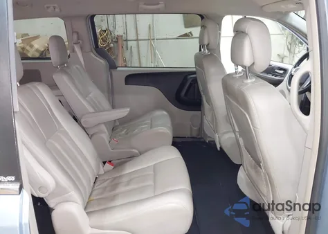 2013 Chrysler Town & Country Touring from USA, damaged, VIN 2C4RC1BG7DR503406